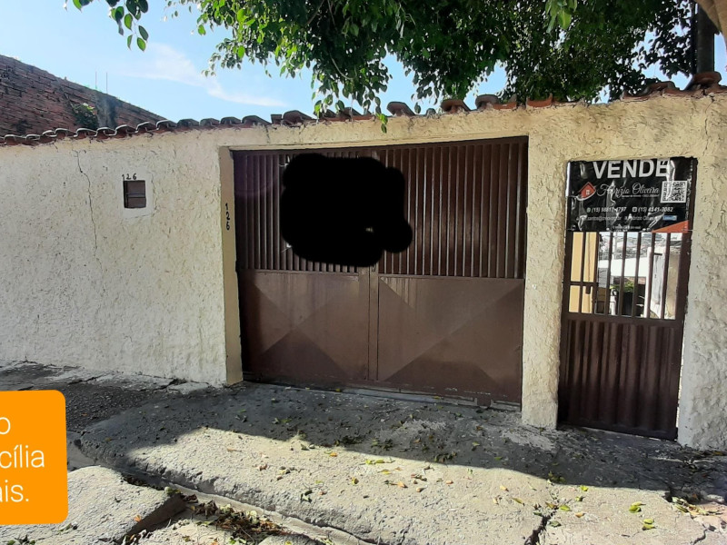 Casa com três dormitórios, duas Edicula