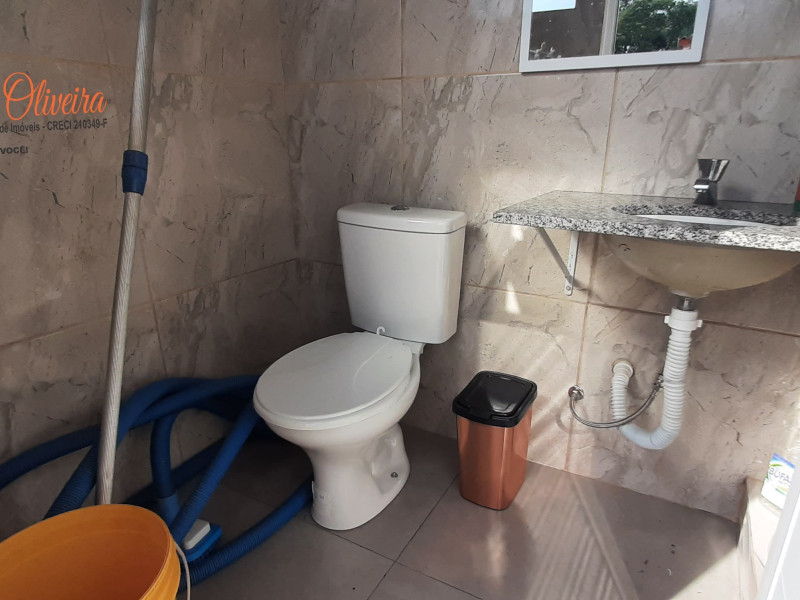 Vende uma chácara com infraestrutura e 998M² de terreno